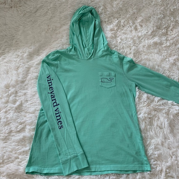 Vineyard Vines Hooded Long Sleeve - Picture 2 of 7